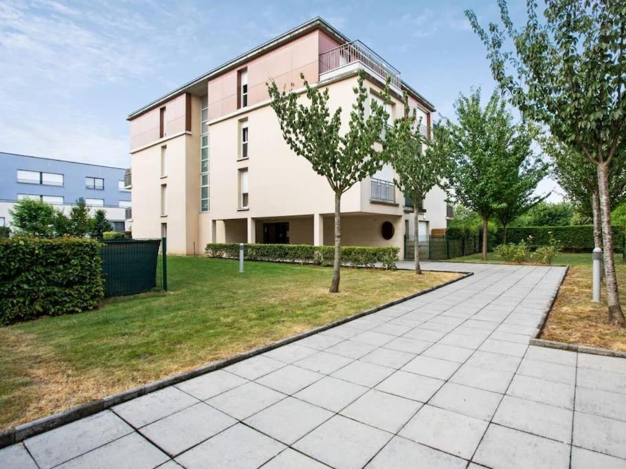 Les Paves De Prague - Appartement Pour 4 A 10 Minutes De Disneyland Paris مونتِفرا المظهر الخارجي الصورة