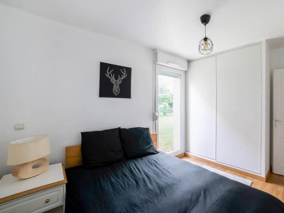 Les Paves De Prague - Appartement Pour 4 A 10 Minutes De Disneyland Paris مونتِفرا المظهر الخارجي الصورة
