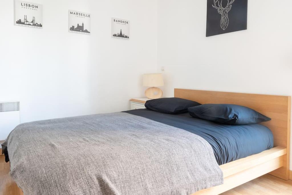 Les Paves De Prague - Appartement Pour 4 A 10 Minutes De Disneyland Paris مونتِفرا المظهر الخارجي الصورة
