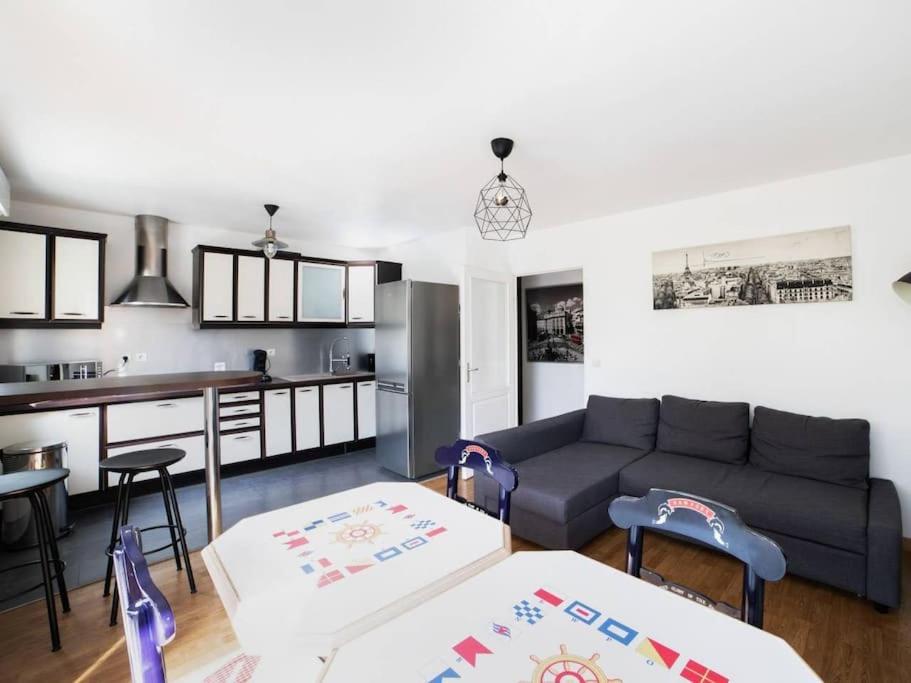 Les Paves De Prague - Appartement Pour 4 A 10 Minutes De Disneyland Paris مونتِفرا المظهر الخارجي الصورة